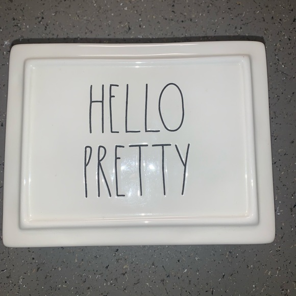 “Hello Pretty” Rae Dunn Ceramic Jewelry Box - Picture 1 of 5